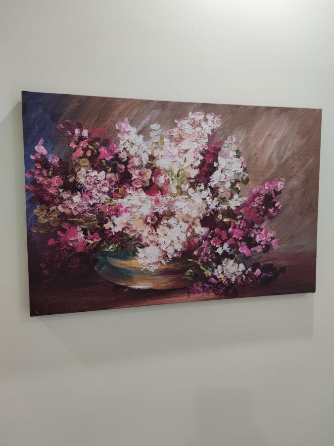 Flowers Apartment Добрич Экстерьер фото